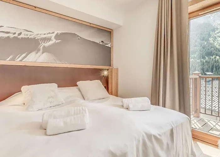 Le Grand Bouquetin - 4 Pieces Pour 8 Personnes Mae-9924